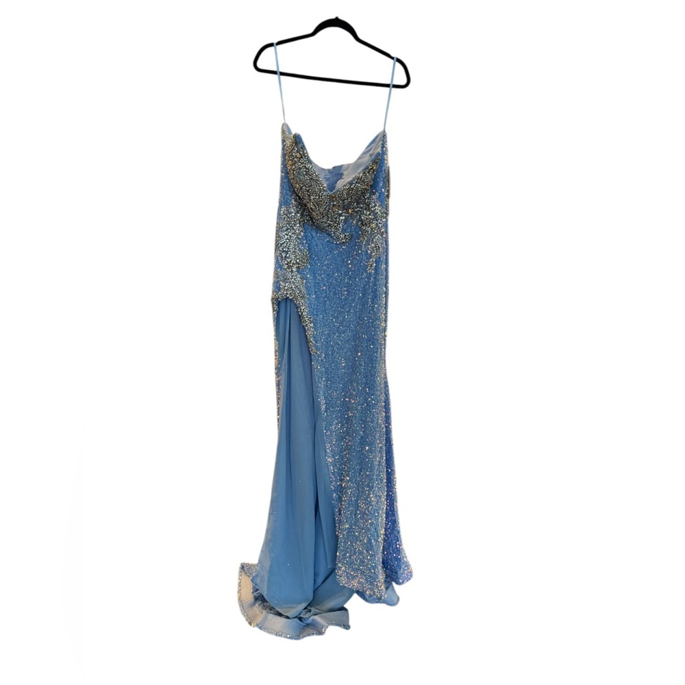 Elegant Blue Sequin Prom/Gown - Picture 5 of 10